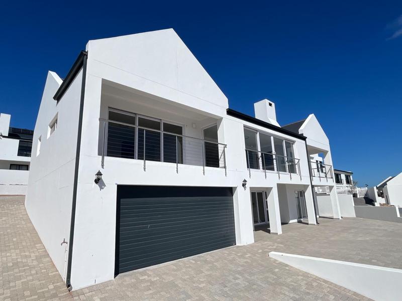 4 Bedroom Property for Sale in Da Gama Bay Western Cape